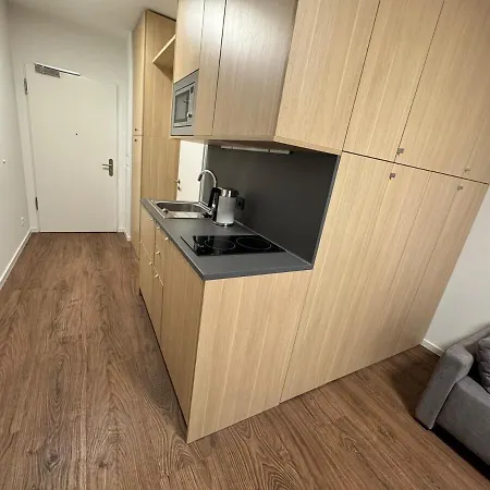 Hauptbahnhof 3 아파트 *